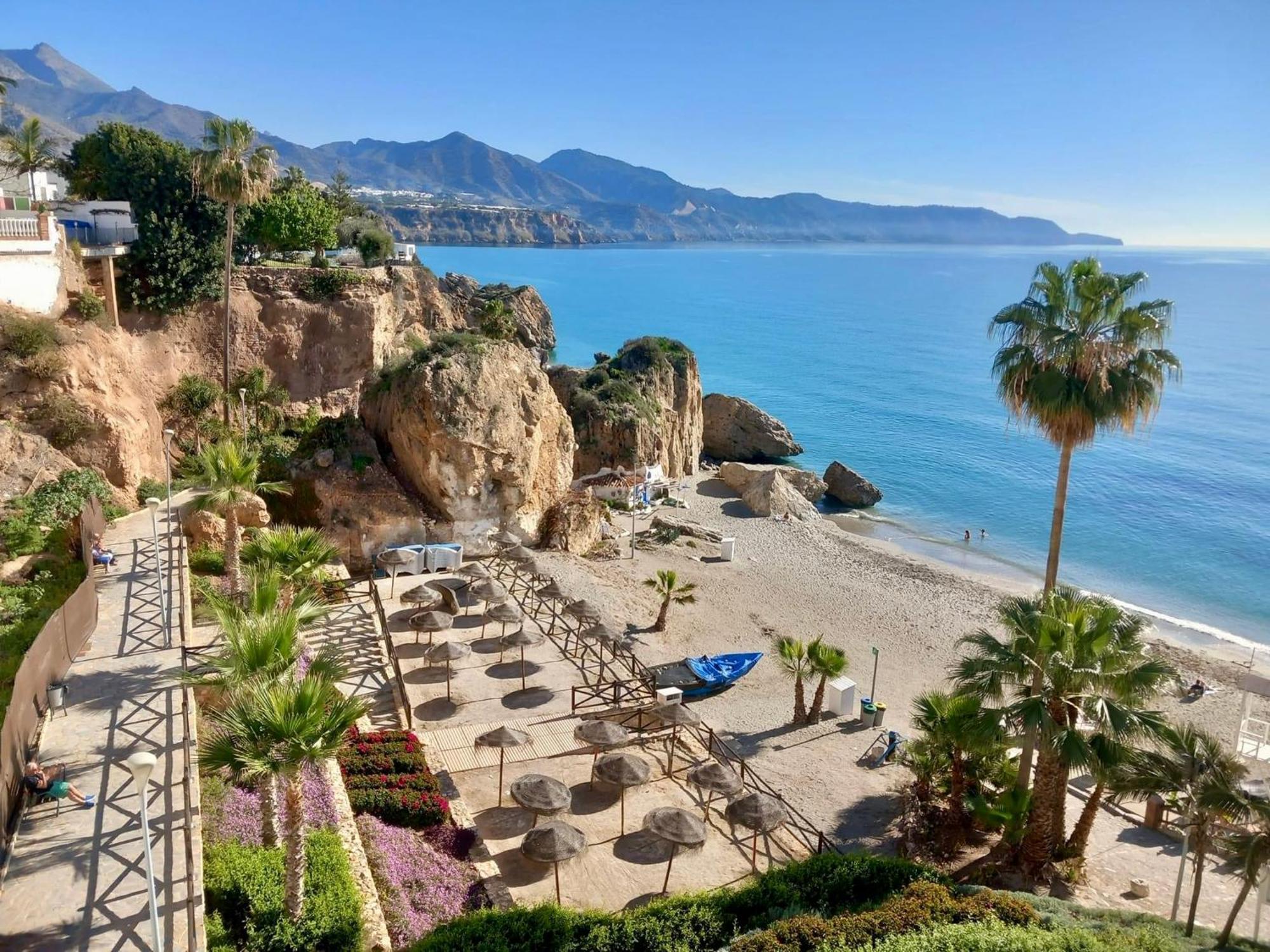 Edf. 4 Caminos Lägenhet Nerja Exteriör bild