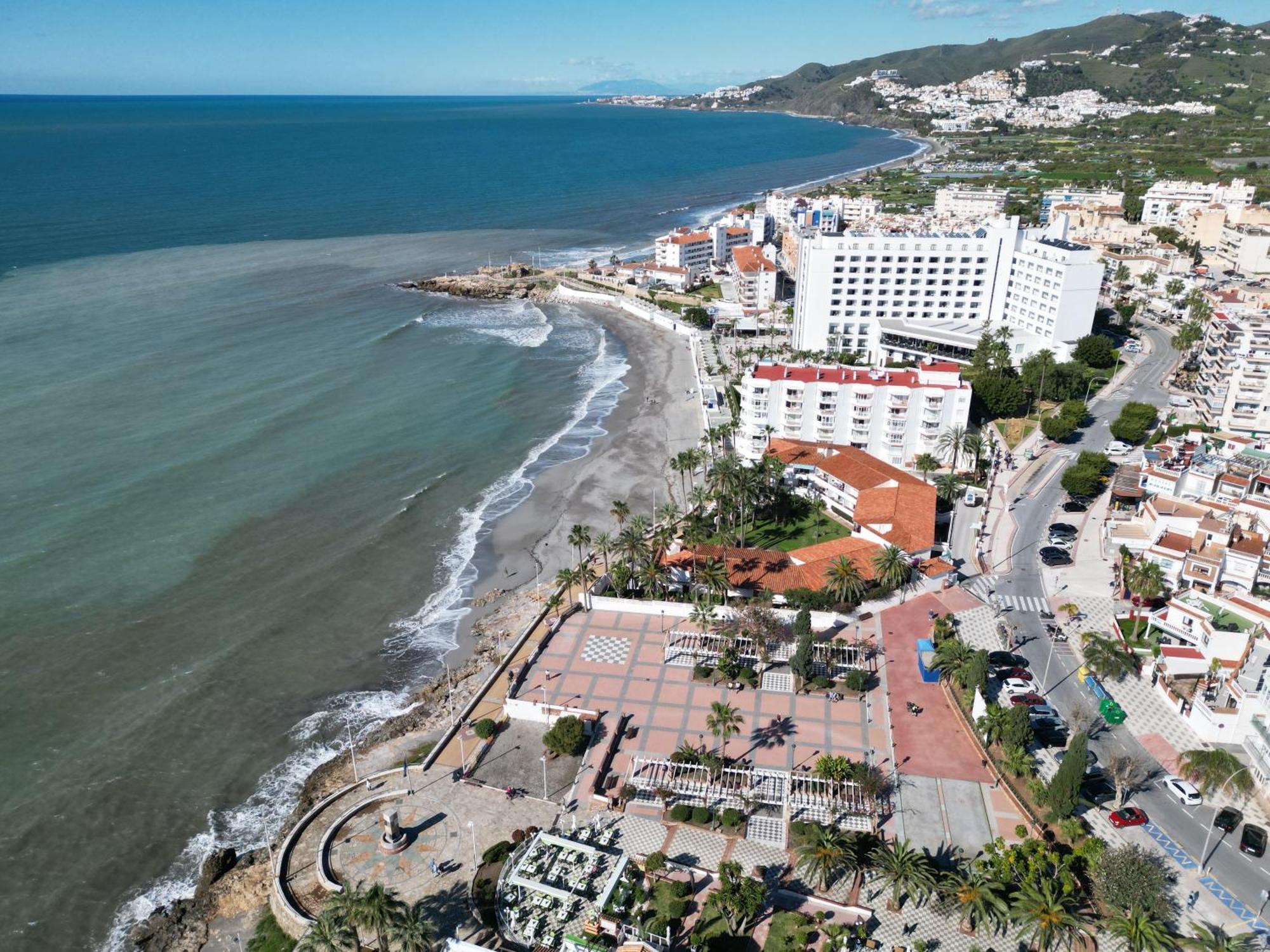 Edf. 4 Caminos Lägenhet Nerja Exteriör bild